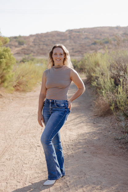 Savannah Straight Leg Jeans